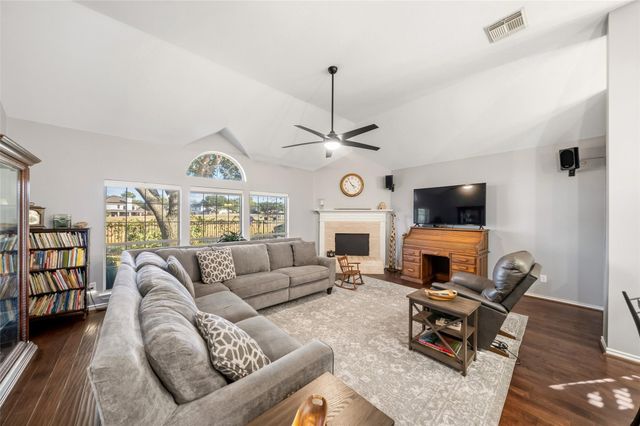 16507 E Canterra Circle, Houston, TX 77095