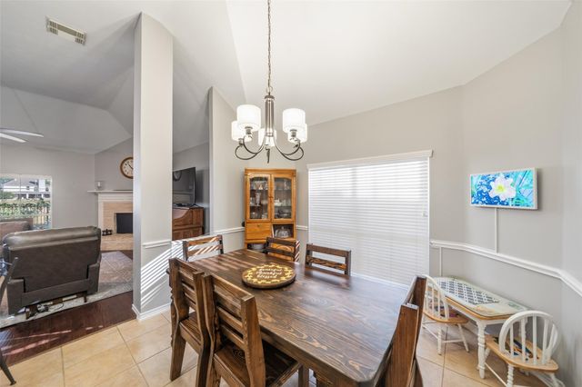 16507 E Canterra Circle, Houston, TX 77095