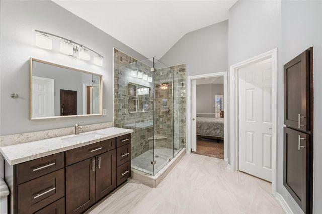 16507 E Canterra Circle, Houston, TX 77095