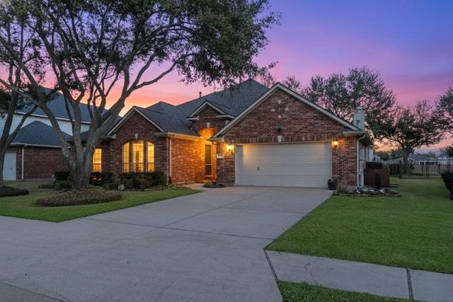 16507 E Canterra Circle, Houston, TX 77095