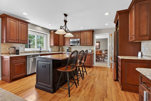 5003 Prairie Sage Lane, Naperville, IL 60564