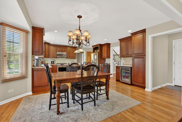 5003 Prairie Sage Lane, Naperville, IL 60564
