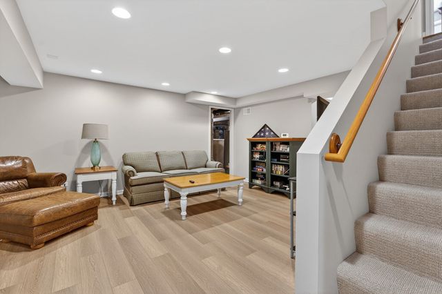5003 Prairie Sage Lane, Naperville, IL 60564
