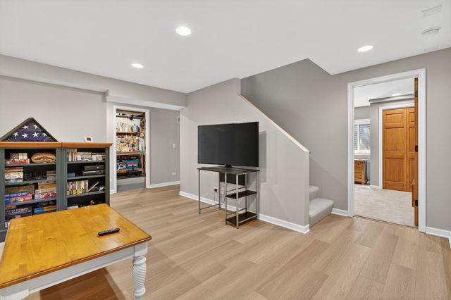 5003 Prairie Sage Lane, Naperville, IL 60564