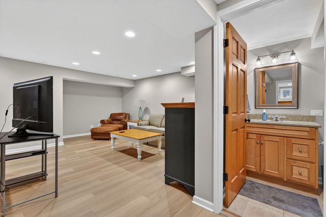 5003 Prairie Sage Lane, Naperville, IL 60564