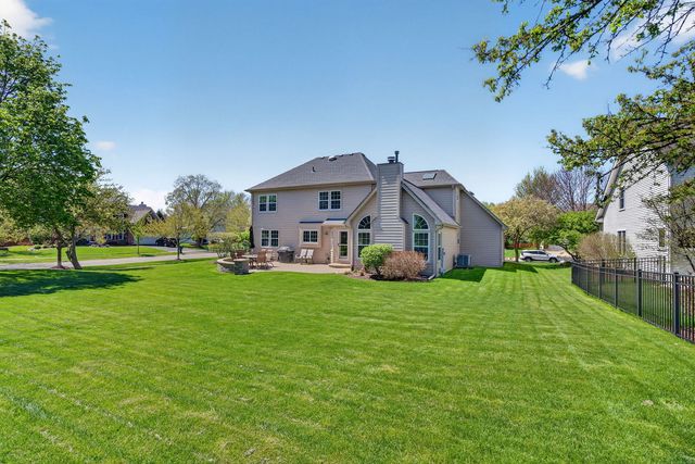 5003 Prairie Sage Lane, Naperville, IL 60564