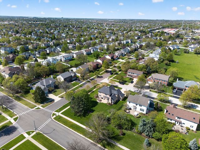 5003 Prairie Sage Lane, Naperville, IL 60564