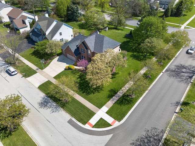 5003 Prairie Sage Lane, Naperville, IL 60564