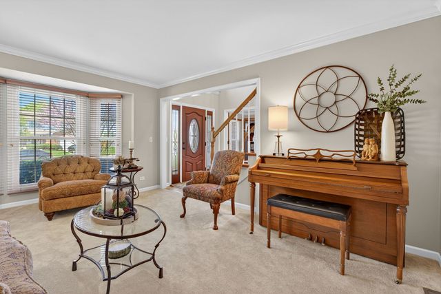 5003 Prairie Sage Lane, Naperville, IL 60564