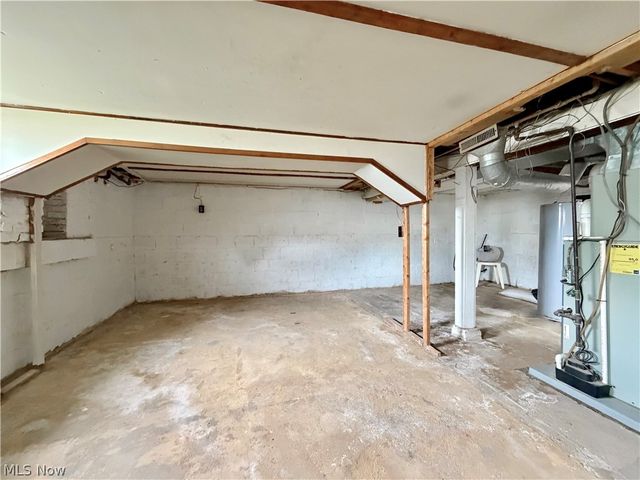 3107 9th Avenue, Vienna, WV 26105