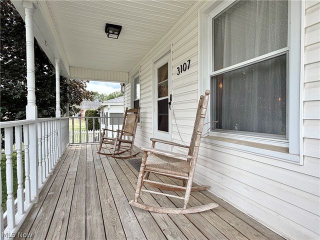 3107 9th Avenue, Vienna, WV 26105