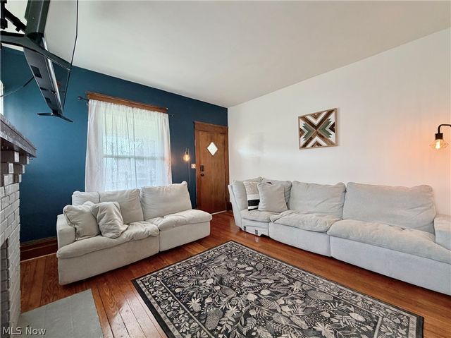 3107 9th Avenue, Vienna, WV 26105