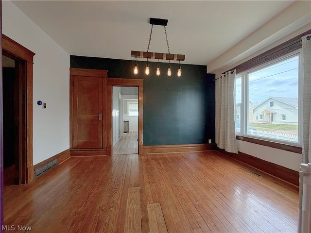 3107 9th Avenue, Vienna, WV 26105