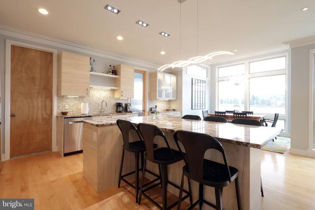 180 DEREK DR, Boalsburg, PA 16827