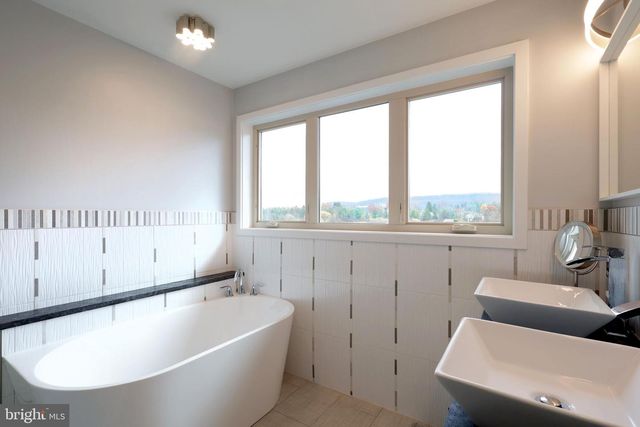 180 DEREK DR, Boalsburg, PA 16827