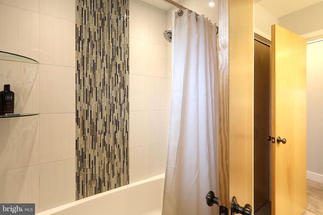 180 DEREK DR, Boalsburg, PA 16827