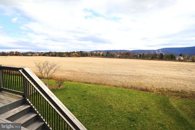 180 DEREK DR, Boalsburg, PA 16827