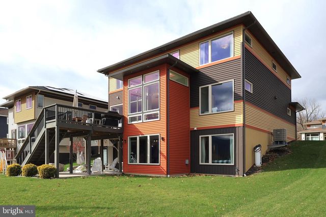 180 DEREK DR, Boalsburg, PA 16827