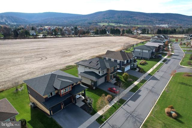 180 DEREK DR, Boalsburg, PA 16827