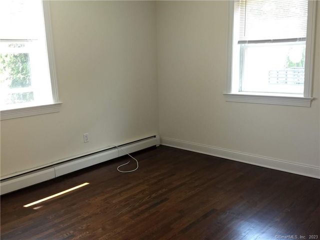 391 Reef Road 1A, Fairfield, CT 06824