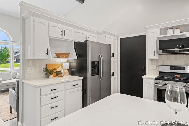 9271 Hessler Drive, Rockford, MI 49341