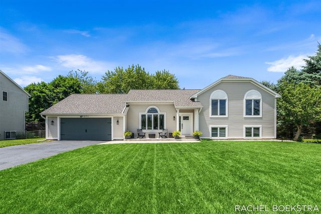 9271 Hessler Drive, Rockford, MI 49341