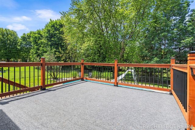 9271 Hessler Drive, Rockford, MI 49341