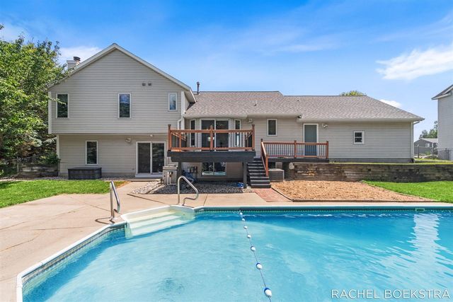 9271 Hessler Drive, Rockford, MI 49341