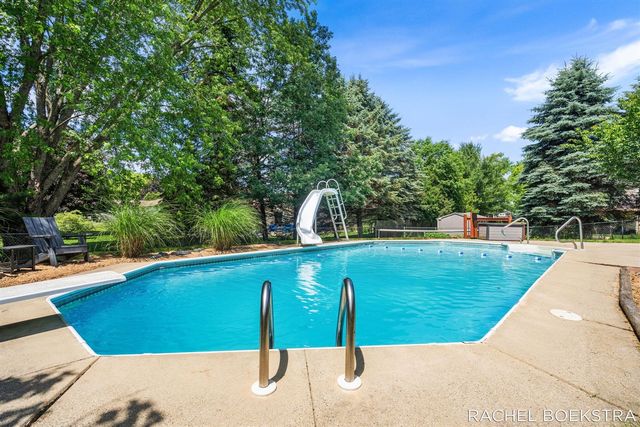 9271 Hessler Drive, Rockford, MI 49341