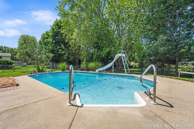 9271 Hessler Drive, Rockford, MI 49341