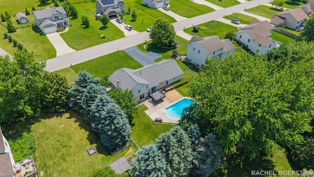 9271 Hessler Drive, Rockford, MI 49341