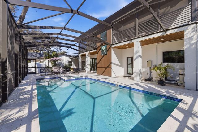 639 43RD AVENUE N, St Petersburg, FL 33701