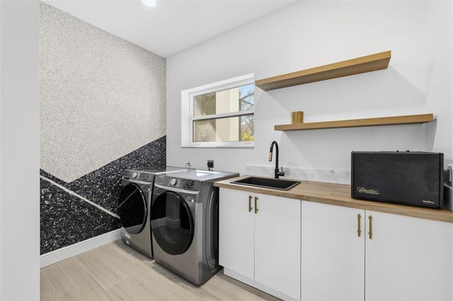 639 43RD AVENUE N, St Petersburg, FL 33701