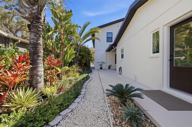 639 43RD AVENUE N, St Petersburg, FL 33701