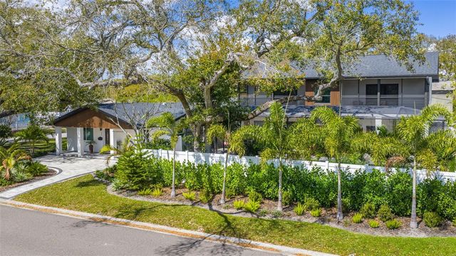 639 43RD AVENUE N, St Petersburg, FL 33701