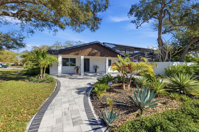 639 43RD AVENUE N, St Petersburg, FL 33701