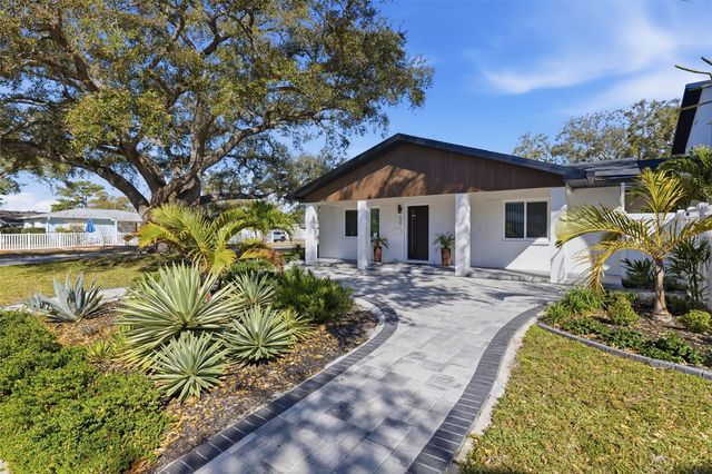 639 43RD AVENUE N, St Petersburg, FL 33701