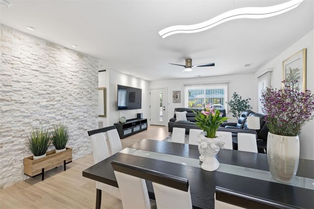 639 43RD AVENUE N, St Petersburg, FL 33701