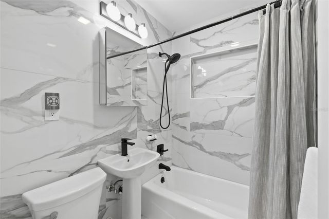 639 43RD AVENUE N, St Petersburg, FL 33701