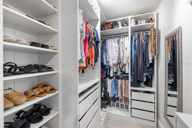 639 43RD AVENUE N, St Petersburg, FL 33701