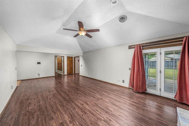 1415 Cindy St, Frederick, OK 73542