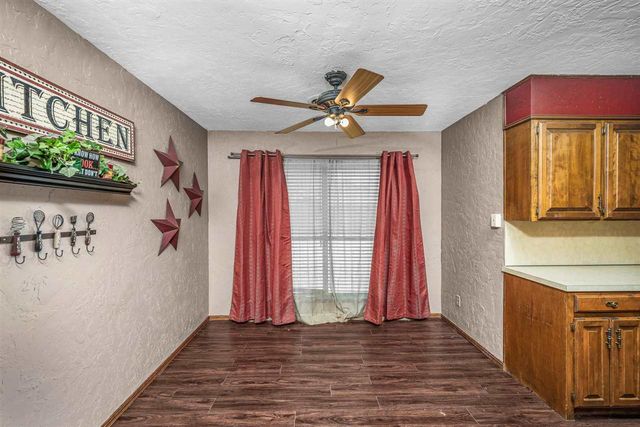 1415 Cindy St, Frederick, OK 73542