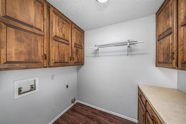 1415 Cindy St, Frederick, OK 73542