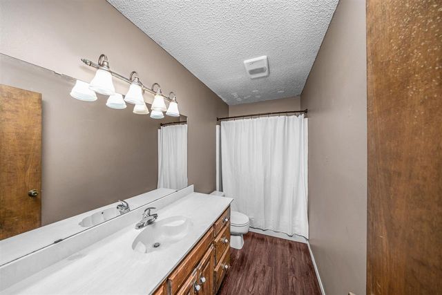 1415 Cindy St, Frederick, OK 73542