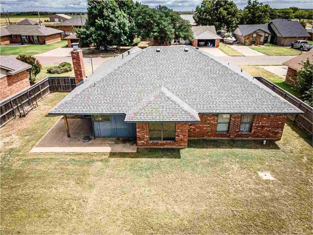1415 Cindy St, Frederick, OK 73542