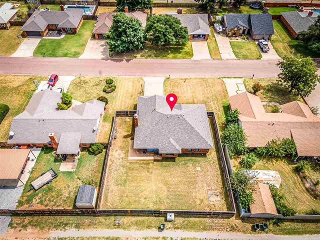 1415 Cindy St, Frederick, OK 73542