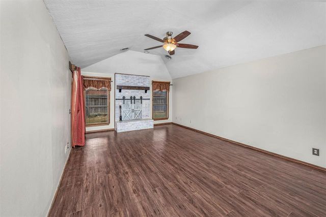 1415 Cindy St, Frederick, OK 73542