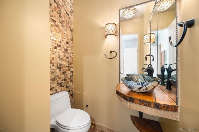 5980 S Race Court, Littleton, CO 80121