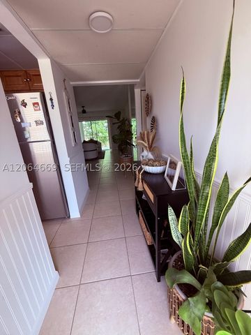 1055 Country Club Dr 402, Margate, FL 33063