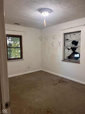 7535 E Troy Avenue, Indianapolis, IN 46239